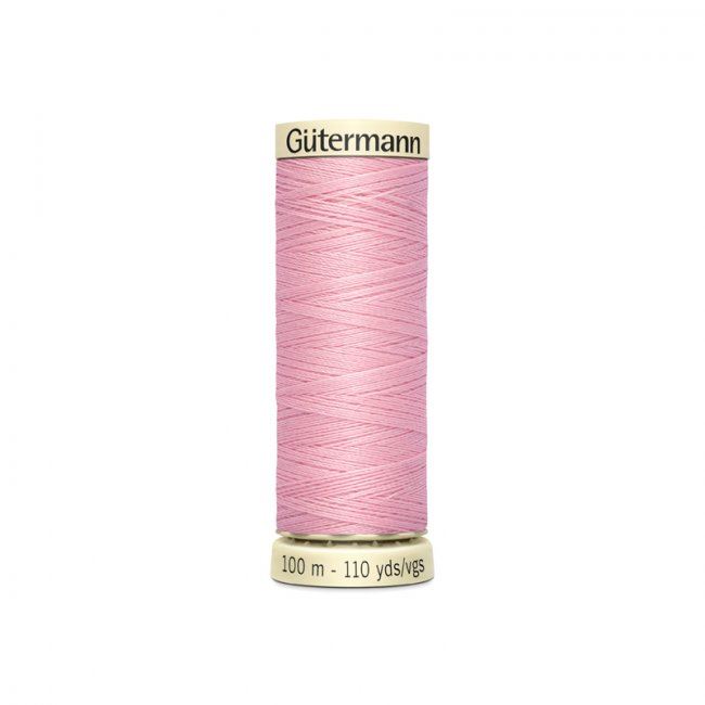 Univerzálna šijacia niť Gütermann v ružovej farbe 660