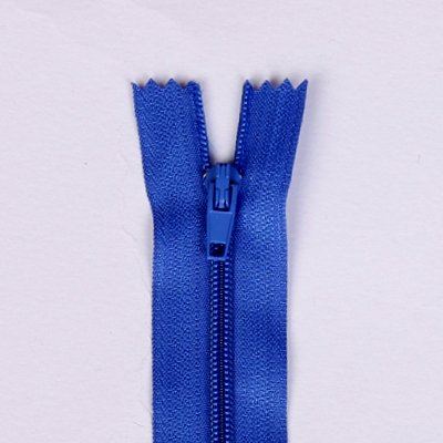 Špirálový zips vo farbe kráľovská modrá 18cm I-3C0-18-213