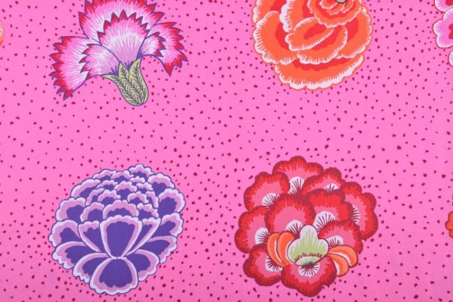 Bavlna na patchwork z kolekcie Rowan v ružovej farbe s kvetmi a bodkami PWGP149.PINKX
