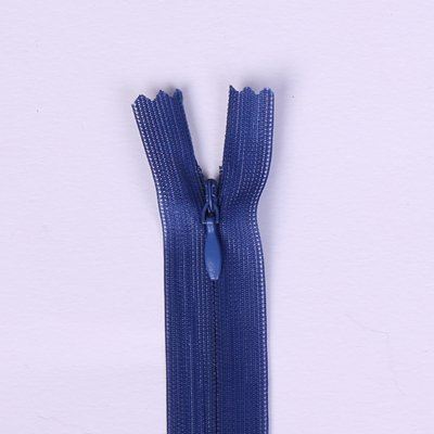 Skrytý zips kráľovská modrá 18cm I-3W0-18/340