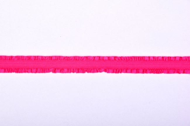 Lemovacia guma s volánmi v sýto ružovej farbe o šírke 1,2 cm 43512