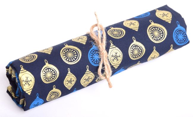 Rolka vianočnej bavlny v modrej farbe s potlačou ozdobičiek RO18734/008