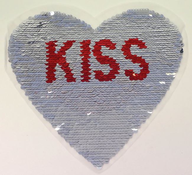 Aplikácia s meniacimi sa flitrami v tvare srdca s nápisom KISS 31640