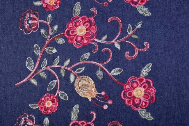 Džínsovina s vyšitou kvetinovou bordúrou v pestrých farbách 3509/016
