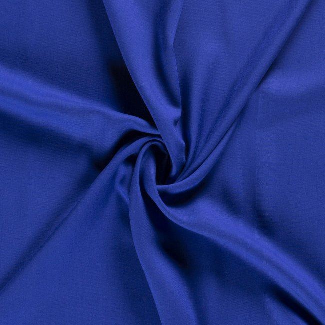 Viskózová látka vo farbe kráľovskej modrej 13536/005