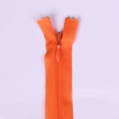 Skrytý zips v oranžovej farbe 18cm I-3W0-18/158