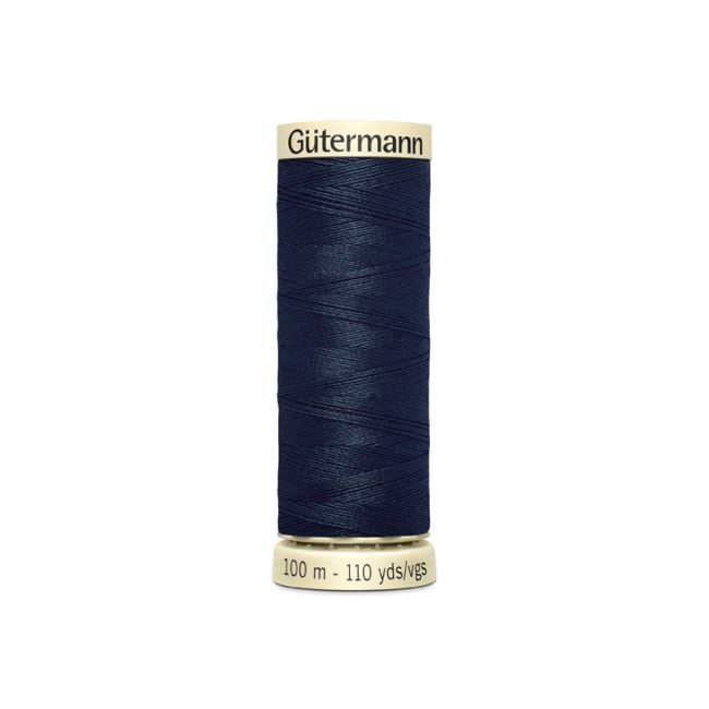 Univerzálna šijacia niť Gütermann v tmavo modrej farbe 595