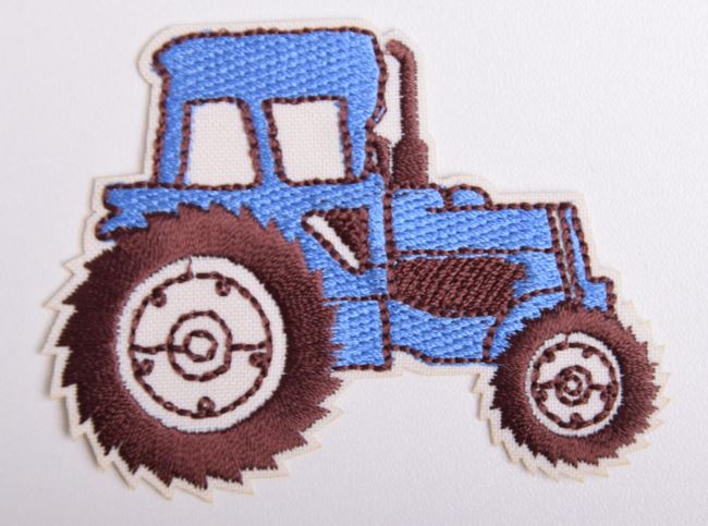 Nažehľovacia nášivka s motívom modrého traktora K-H20-TM
