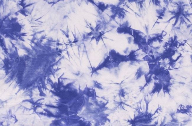 Bavlnený úplet s modrou batikovanou potlačou 13049/005