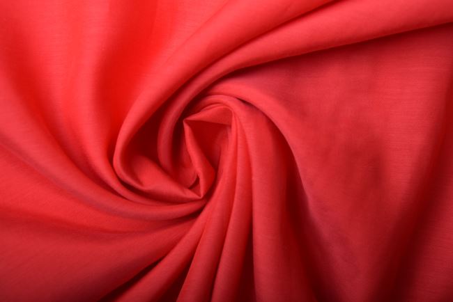 Viskózová látka s prímesou bavlny v jasne červenej farbe Q206