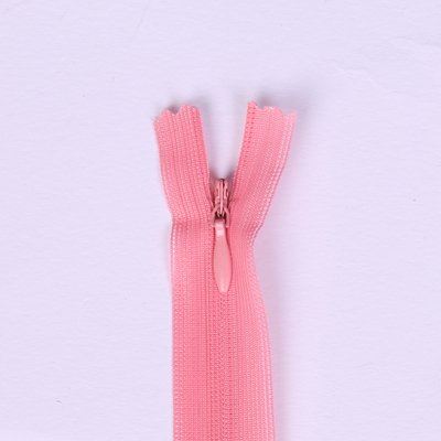 Skrytý zips svetlo ružový 18cm I-3W0-18-134