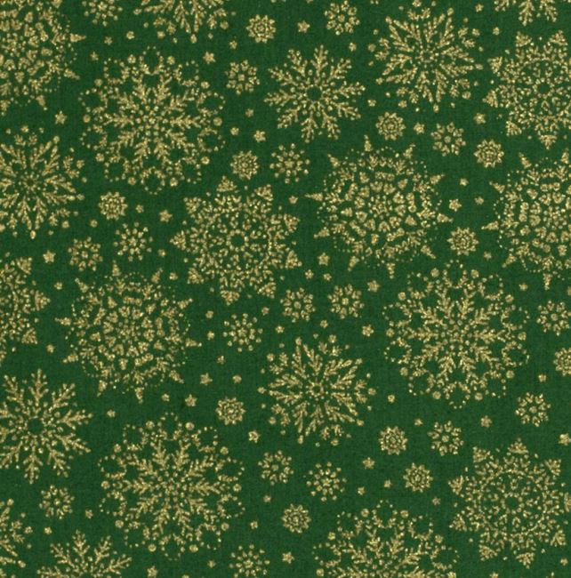 Vianočná látka z bavlny v zelenej farbe s potlačou zlatých snehových vločiek 20712/025