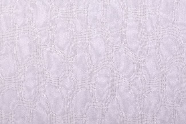 Úplet v bielej farbe s drobným abstraktným vzorom PAR185