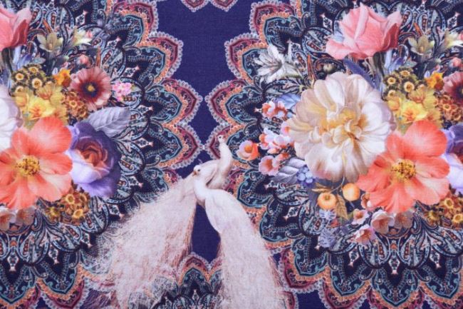 Bavlnený úplet vo fialovej farbe s digitálnou potlačou kvetinových mandál a pávov 14921-15