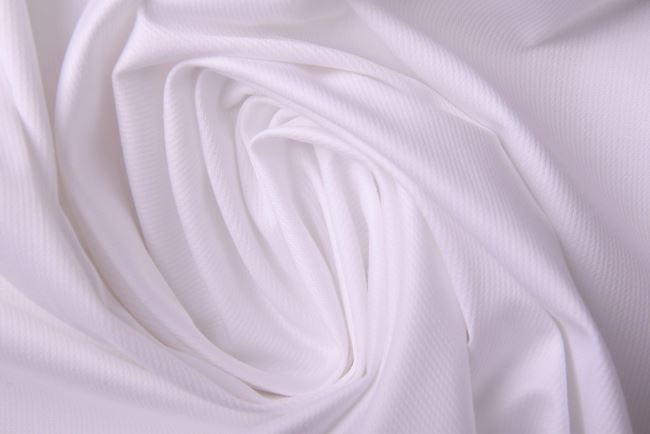 Elastická košeľovina v bielej farbe s tkaným vzorom BF008
