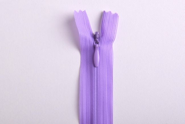 Skrytý zips fialovej farby 45cm I-3W0-45-166