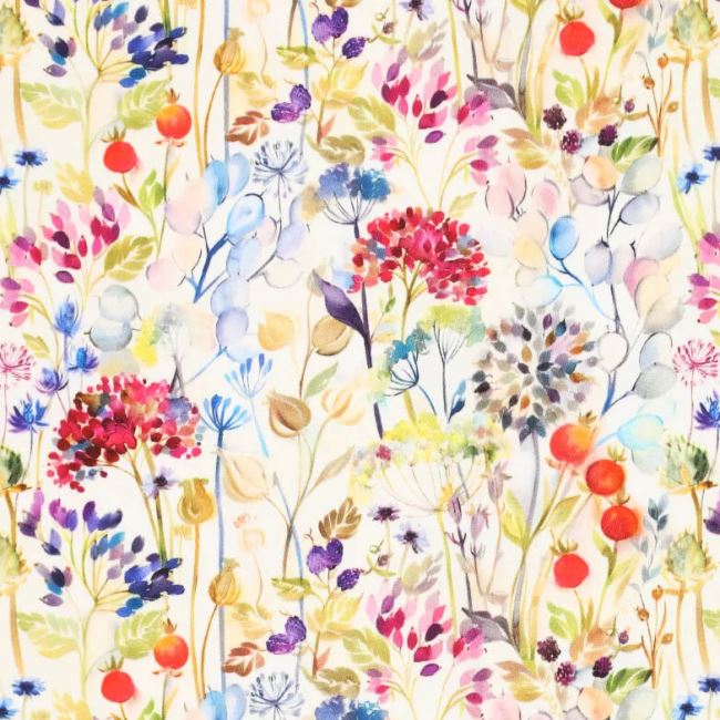 Strečová bavlna v smotanovej farbe s digitálnou potlačou lúčnych kvetov 20992/020