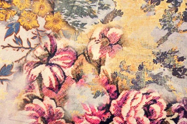 Bavlnený digitálny úplet s ornamentmi a kvetmi 15215/570