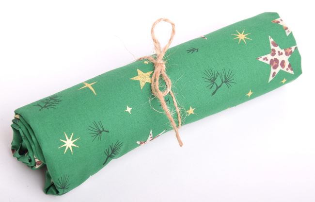 Rolka vianočnej bavlny v zelenej farbe s potlačou hviezdičiek RO18705/025
