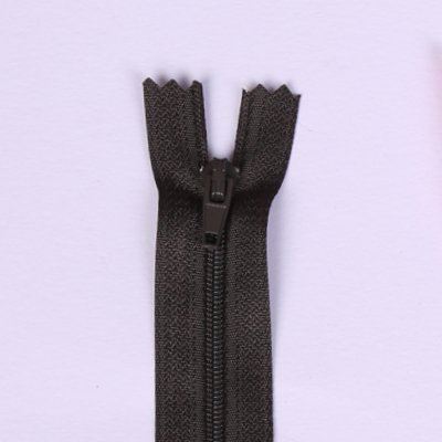 Špirálový zips vo farbe tmavo khaki 14cm I-3C0-328