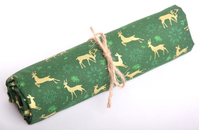 Rolka vianočnej bavlny v zelenej farbe s potlačou jeleňov RO16722/028