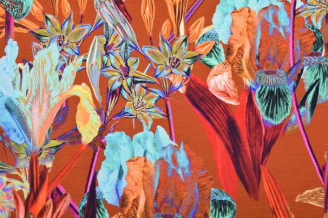 Bavlnený úplet s digitálnym v oranžovej farbe s potlačou veľkých kvetín 16349/445